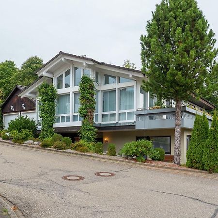 Quaint Apartment In Buhlertal With Private Garden Eksteriør bilde